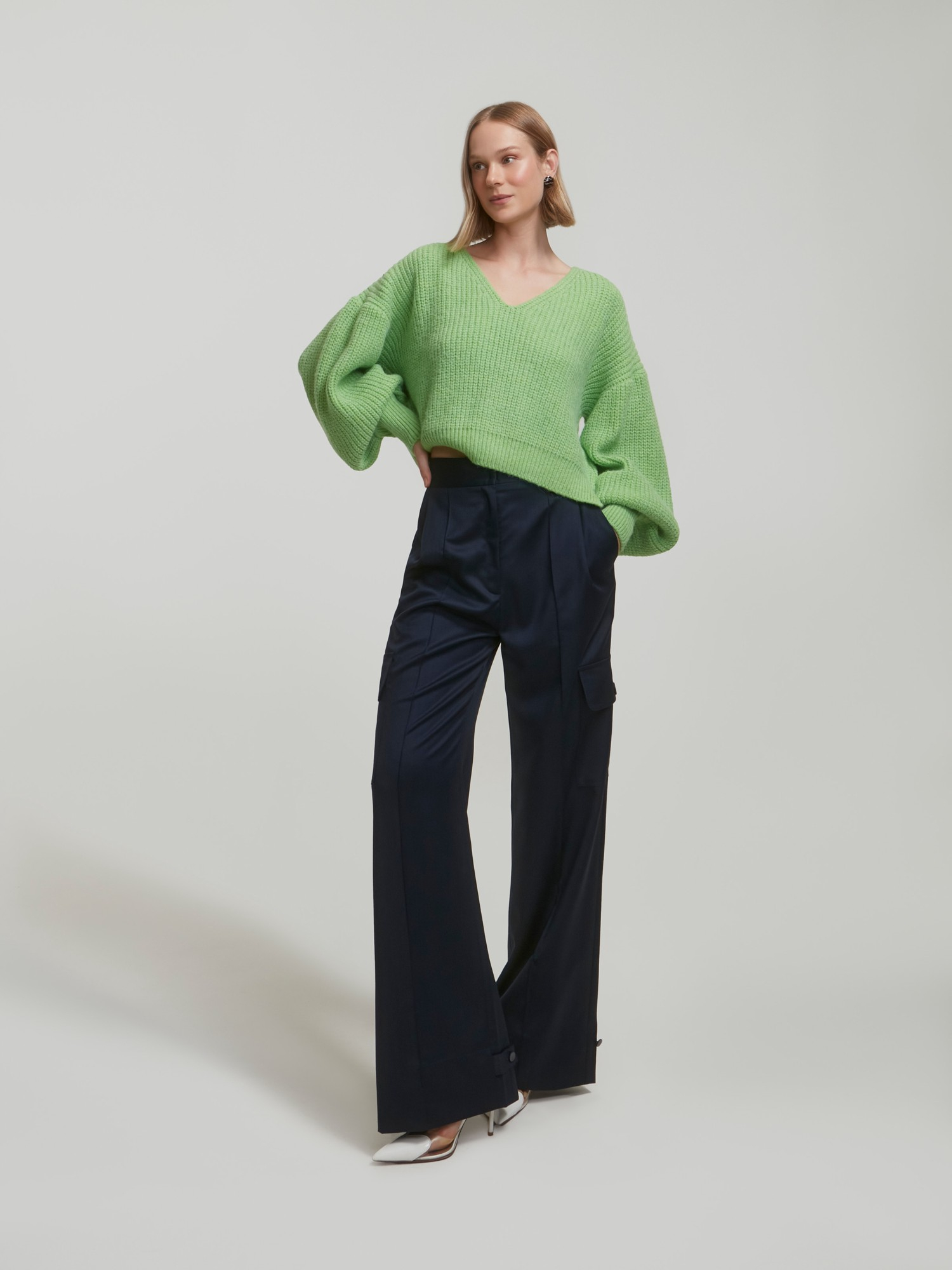 Pull Nina Jasmine Pull Nina Jasmine
