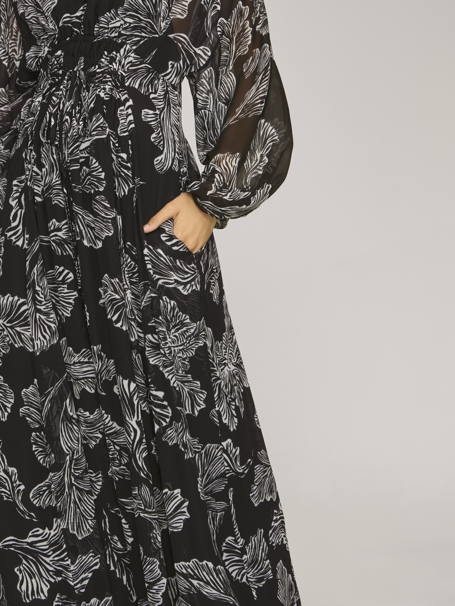 Vestido Manga Longa Emy Black Vestido Manga Longa Emy Black