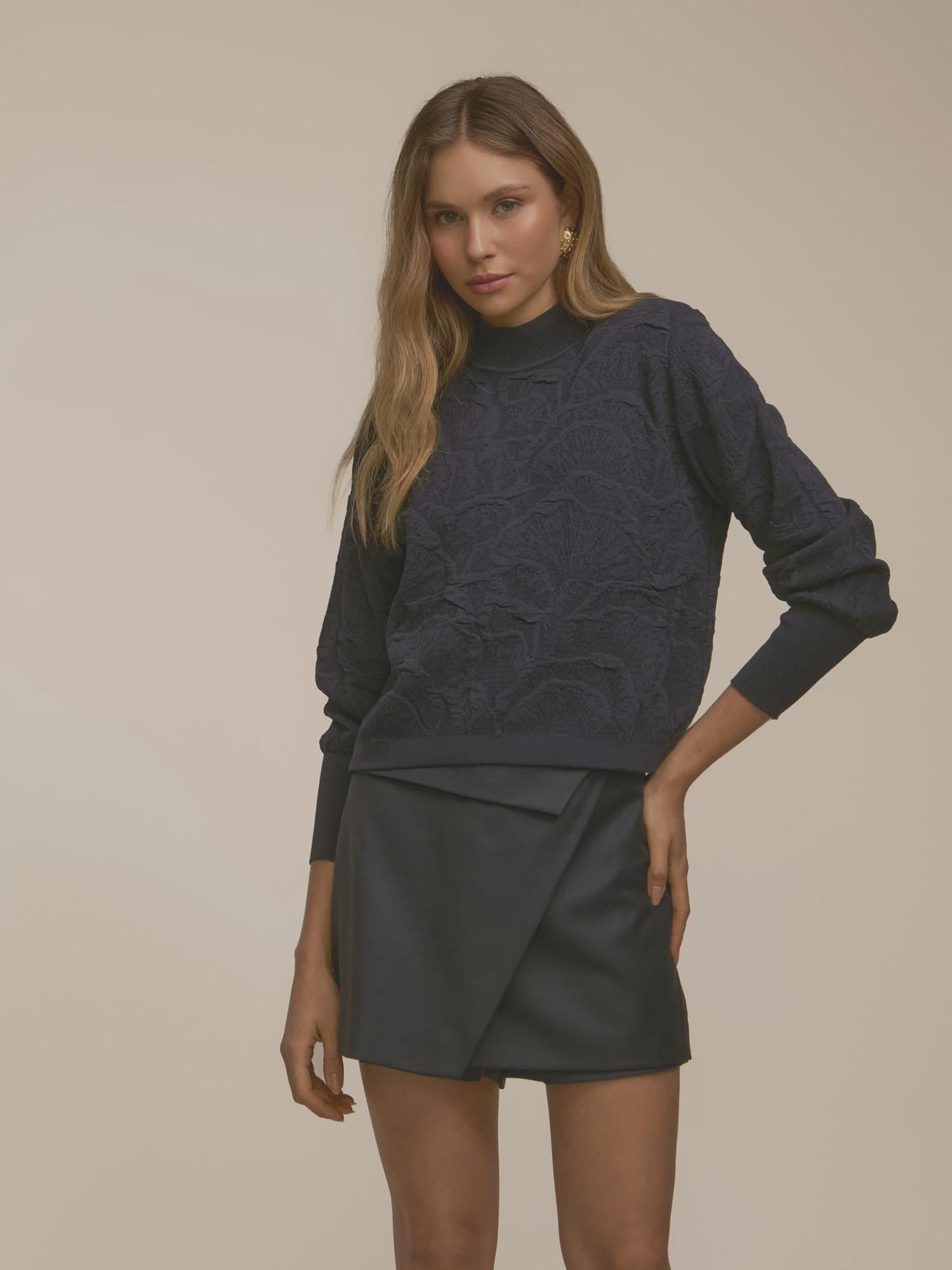 Blusa Mushroom Bloom Navy Blusa Mushroom Bloom Navy