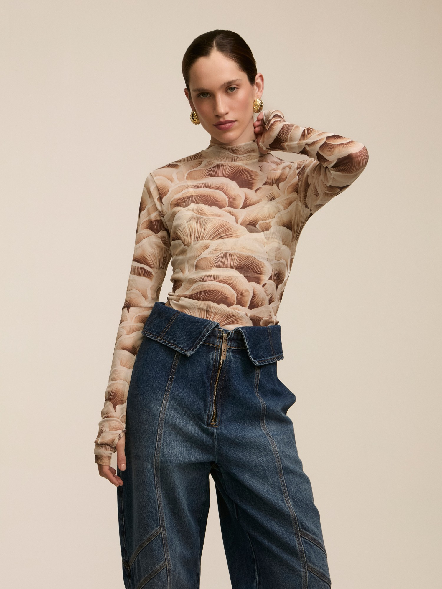 Blusa Tule Mushroom Bloom Beige