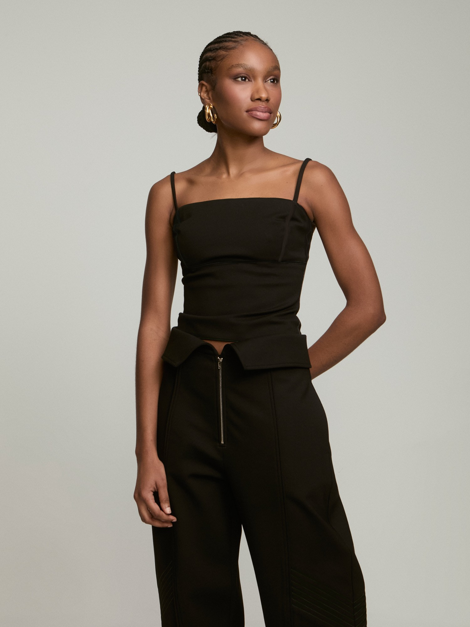 Regata Lia Black