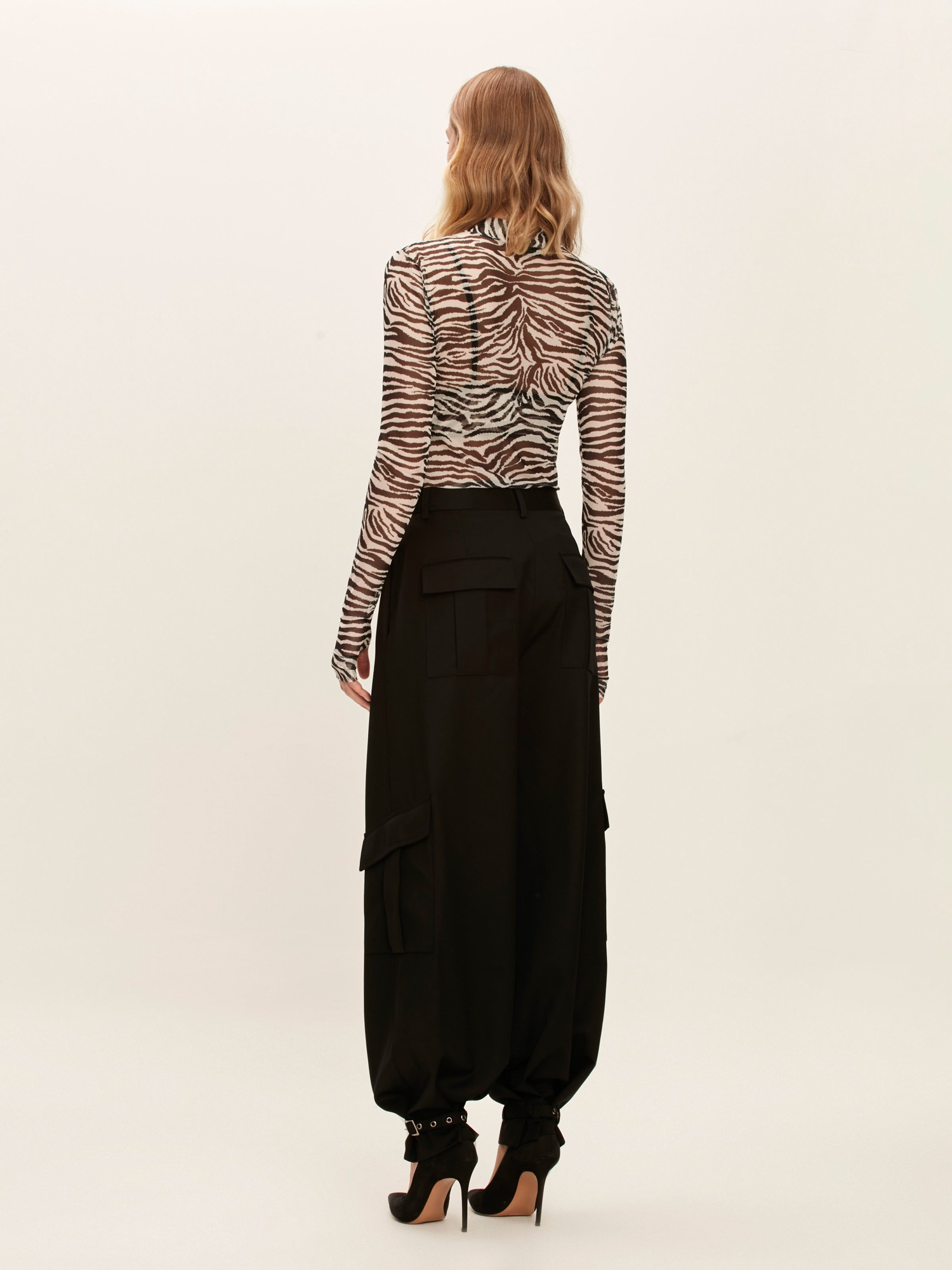 Calça Cargo Amber Black