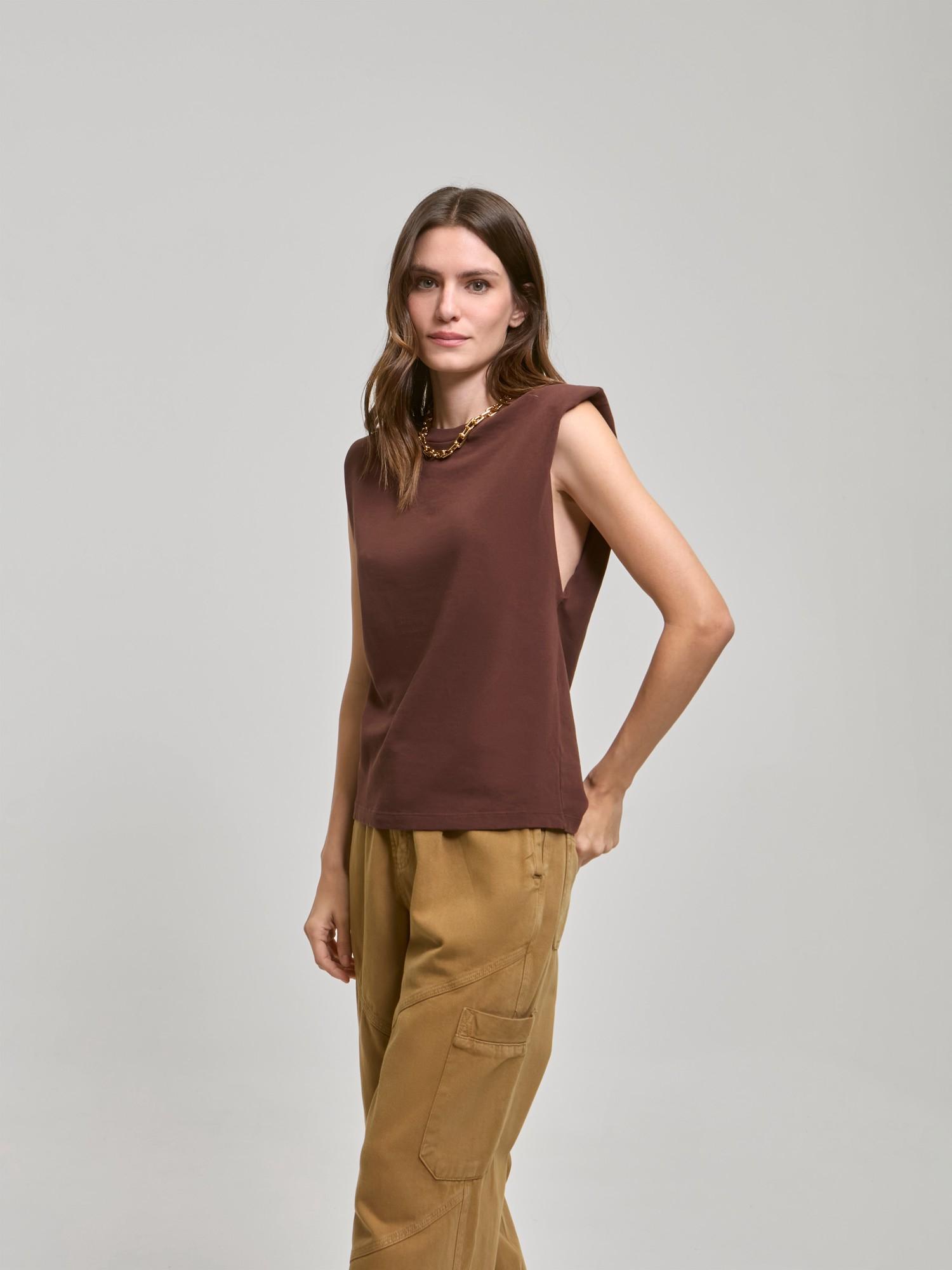 Regata Agnes Brown Regata Agnes Brown