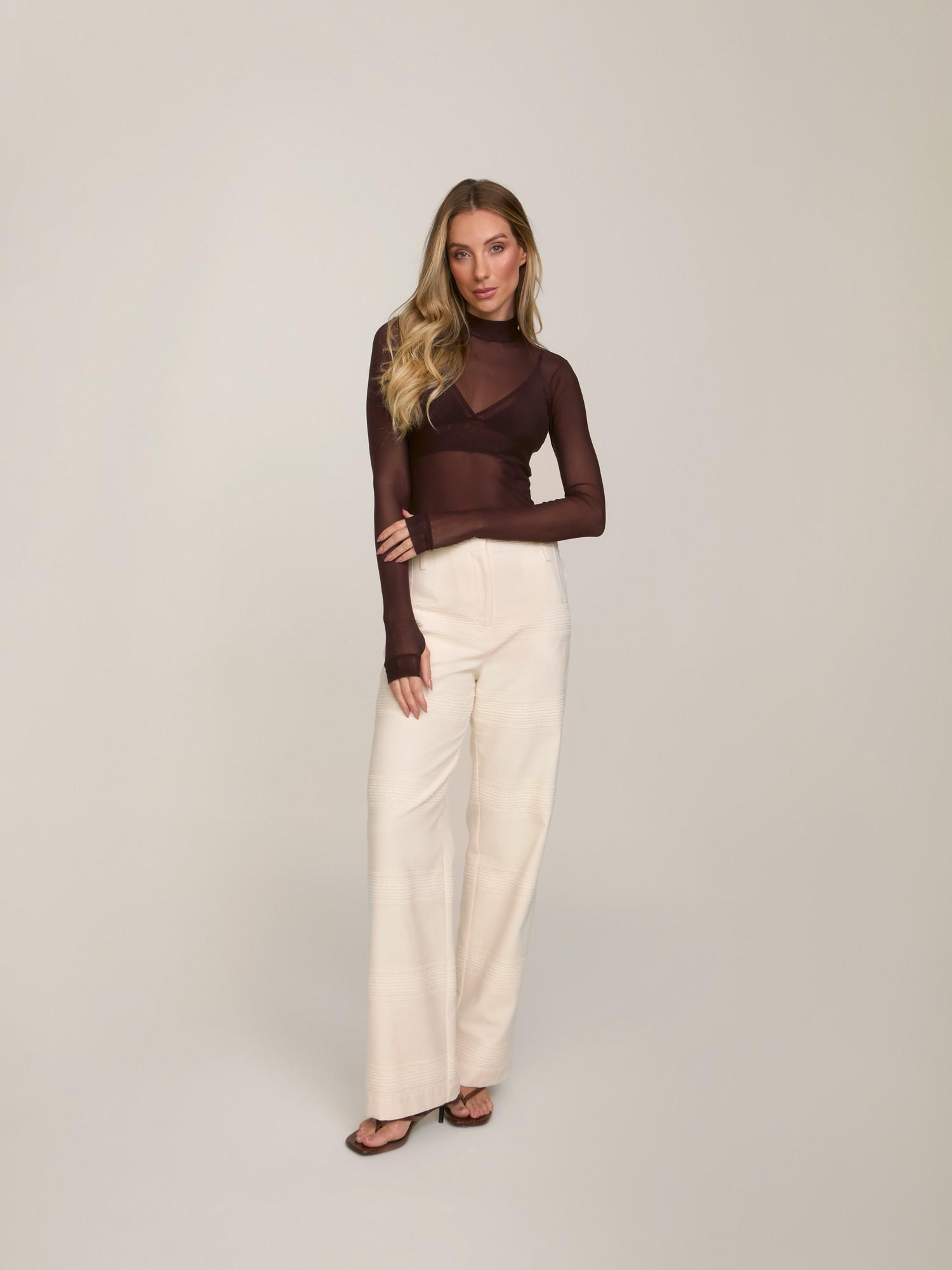 Blusa Tule Coffee