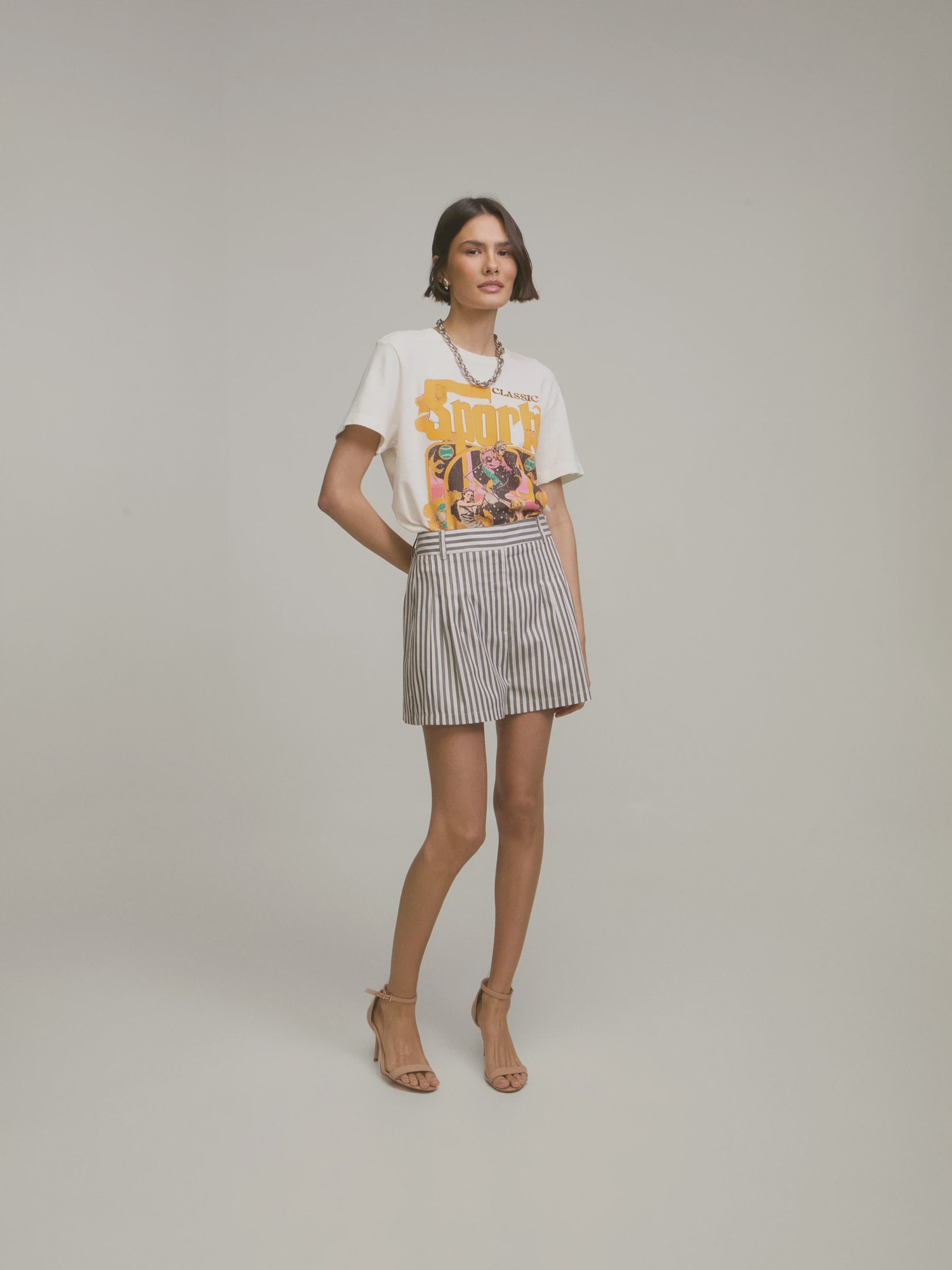 Short Mie Listras Moss Short Mie Listras Moss
